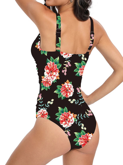 Une personne portant un BREEZE BEEZ Maillot de Bain Femme 1 Pièce Elégant Floral avec un design dos nu, se prélassant au soleil.